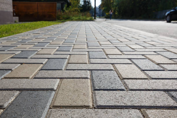 Best Interlocking Driveway Pavers  in Hilbert, WI